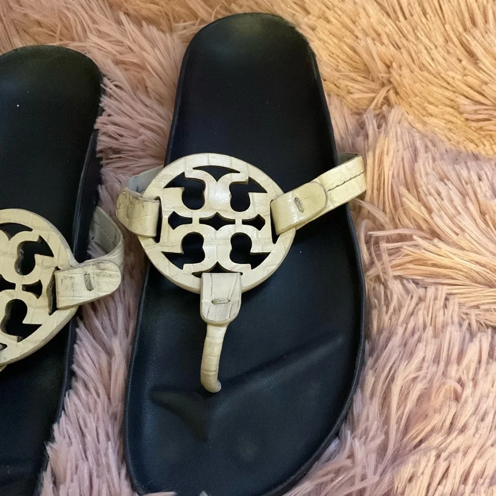 Tory Burch Black and cream Sandals size 7M